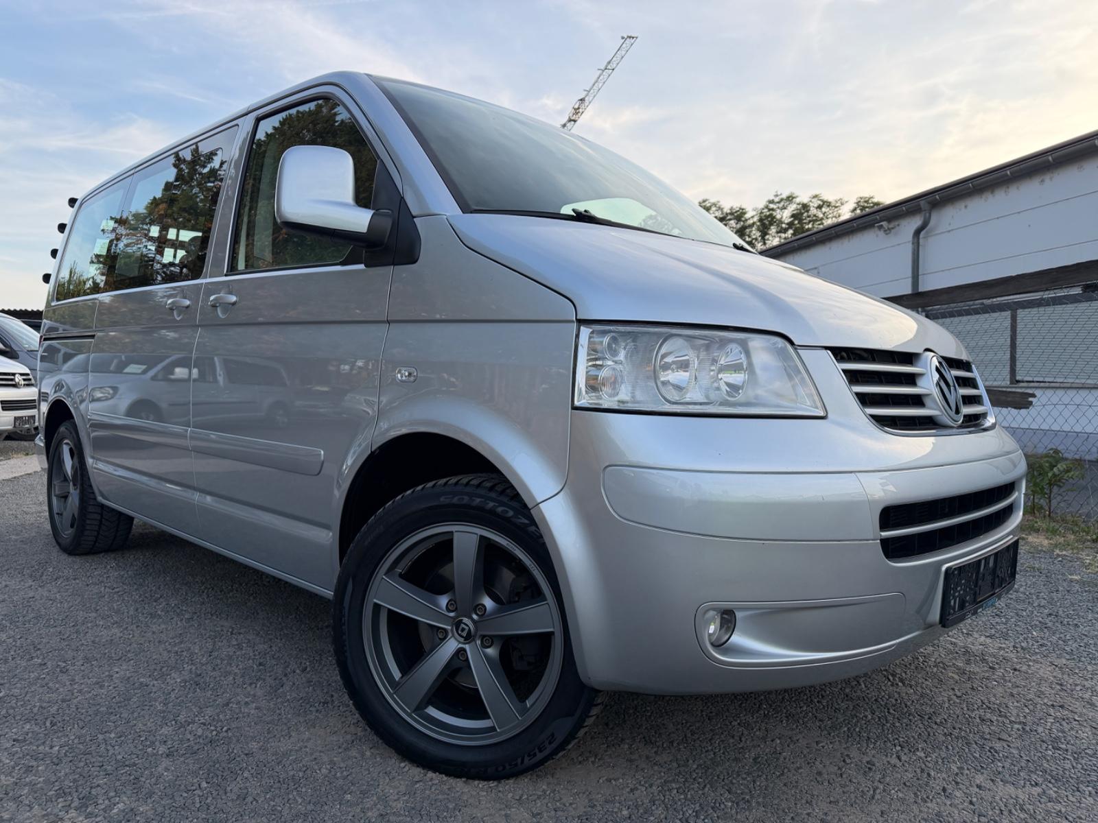 VOLKSWAGEN T5 MULTIVAN 2.0 TDI 140ch DSG - CONFORTLINE - 1ère MAIN - CLIM AUTO - RÉGULATEUR
