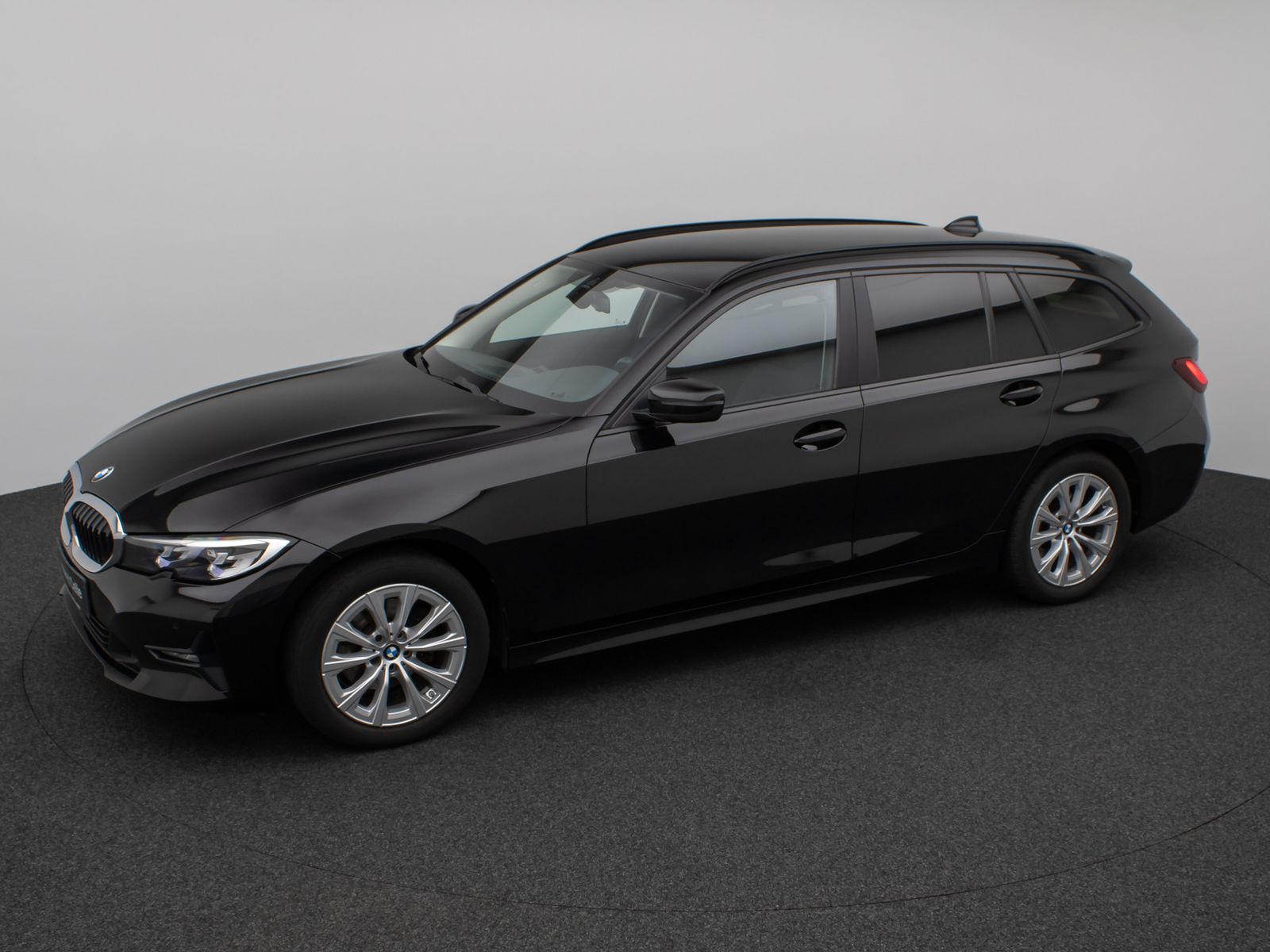 Fahrzeugabbildung BMW 320d xD DAB CockPitPro Geschwindigkeitsreg AHK