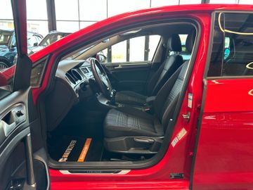 Volkswagen Golf VII Lim. Lounge BMT *PDC*