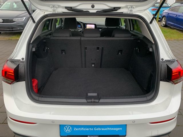 Golf VIII eTSI Active 1.5 e TSI 7-Gang DSG Navi