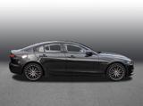 Jaguar XE D200 RWD SE NAVI PANO KLIMA AHK - Jaguar XE: Se