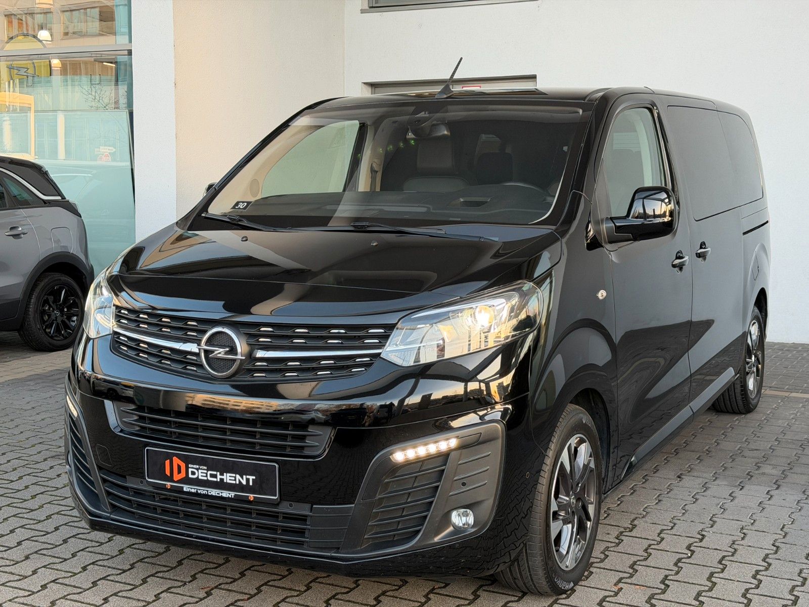 Fahrzeugabbildung Opel Zafira Life Elegance M AHK/Standheizung/8-Sitze!