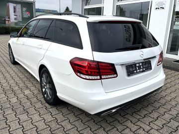 Mercedes E 300 - 4
