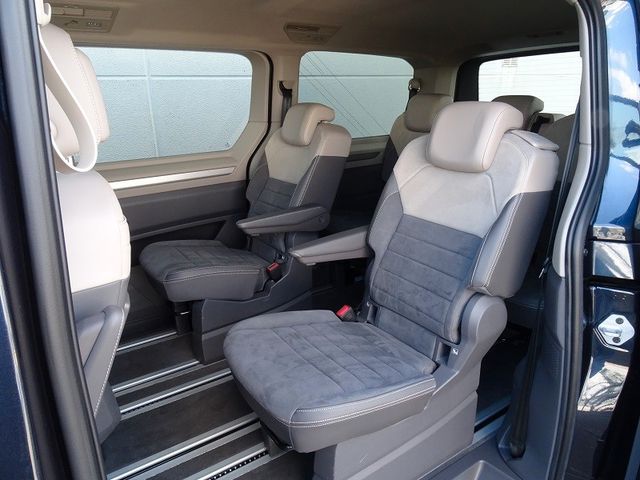 T7 Multivan 2.0 TDI DSG Life lang - AHZV/Matrix