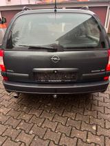 Opel Omega 2.2 - Opel Omega: Kombi