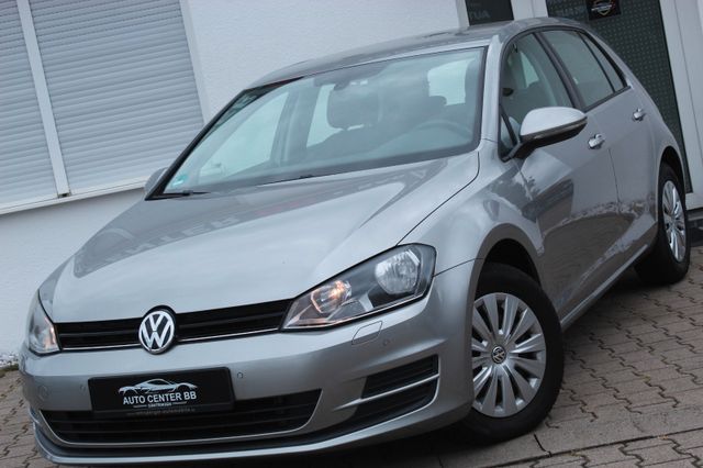 Volkswagen Golf VII Lim. Trendline BMT**21.600km**TOP**