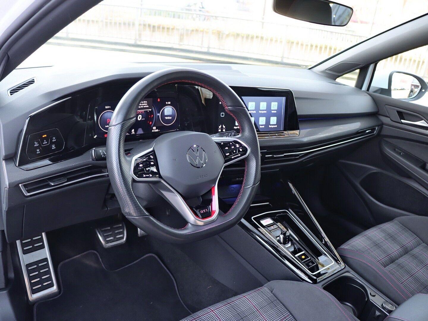 Volkswagen Golf GTI VIII 2.0 TSI OPF DSG PANO/LED/PDC/SITZH, миниатюра 10