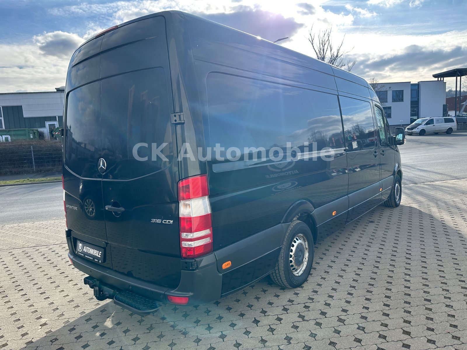 Fahrzeugabbildung Mercedes-Benz Sprinter II Kasten 316 CDI Mixto Maxi/ 5 Sitze