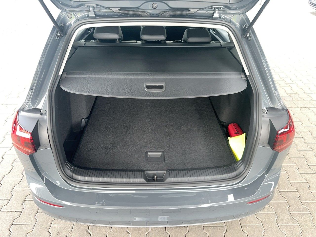 Volkswagen Golf VIII Variant 1.5 eTSI GOAL AHK 2,49% FI foto 5