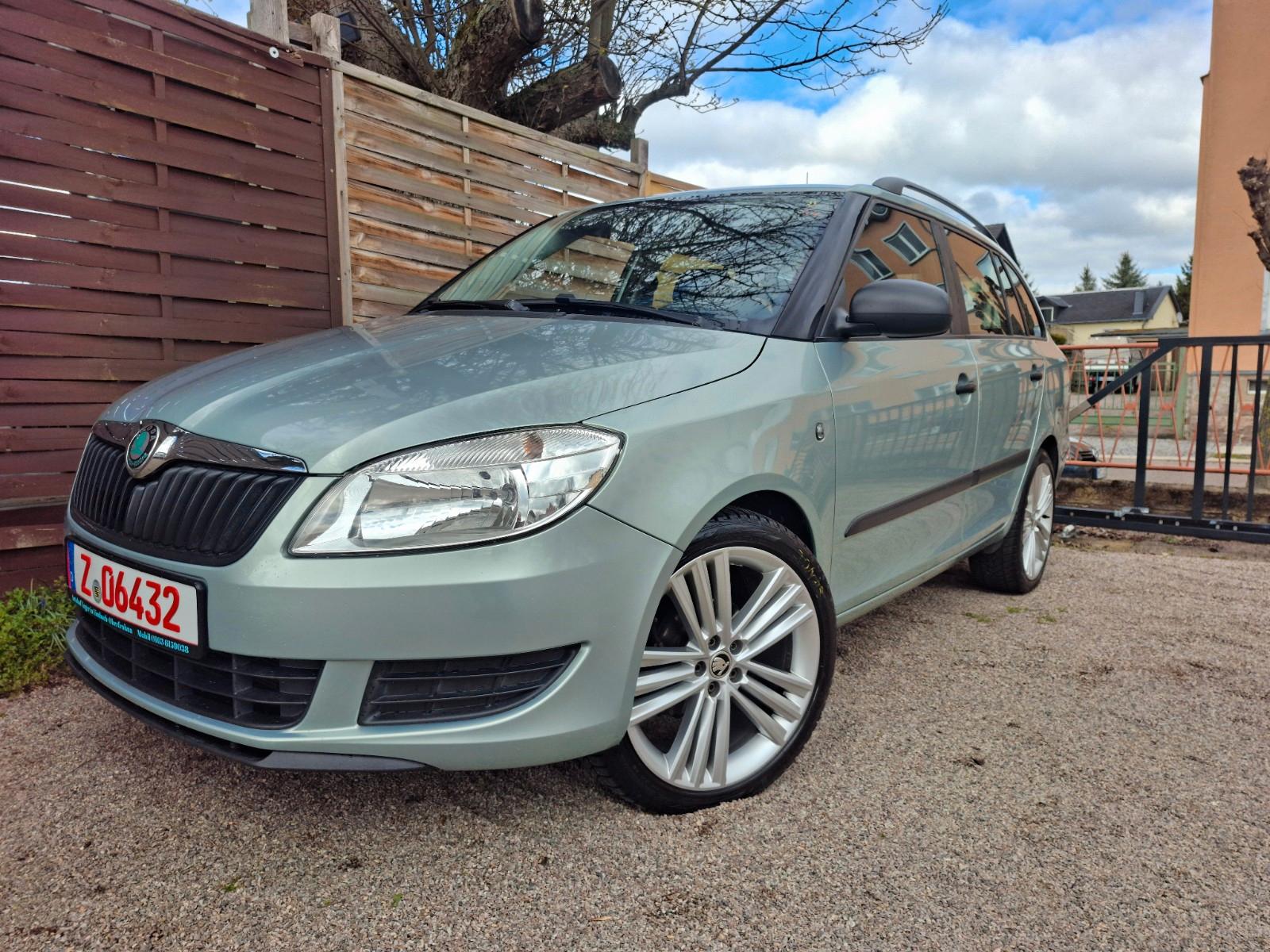 Skoda Fabia 1.2l TSI Klima 1.Hand 8fach