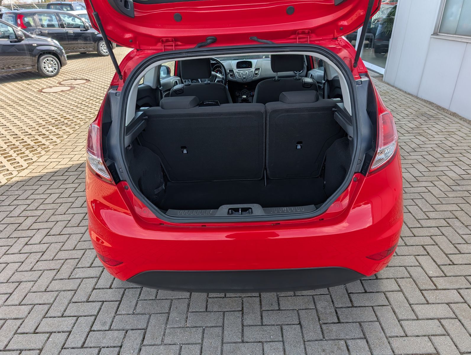 Fahrzeugabbildung Ford Fiesta Trend KLIMA SHZ FRONTHEIZUNG