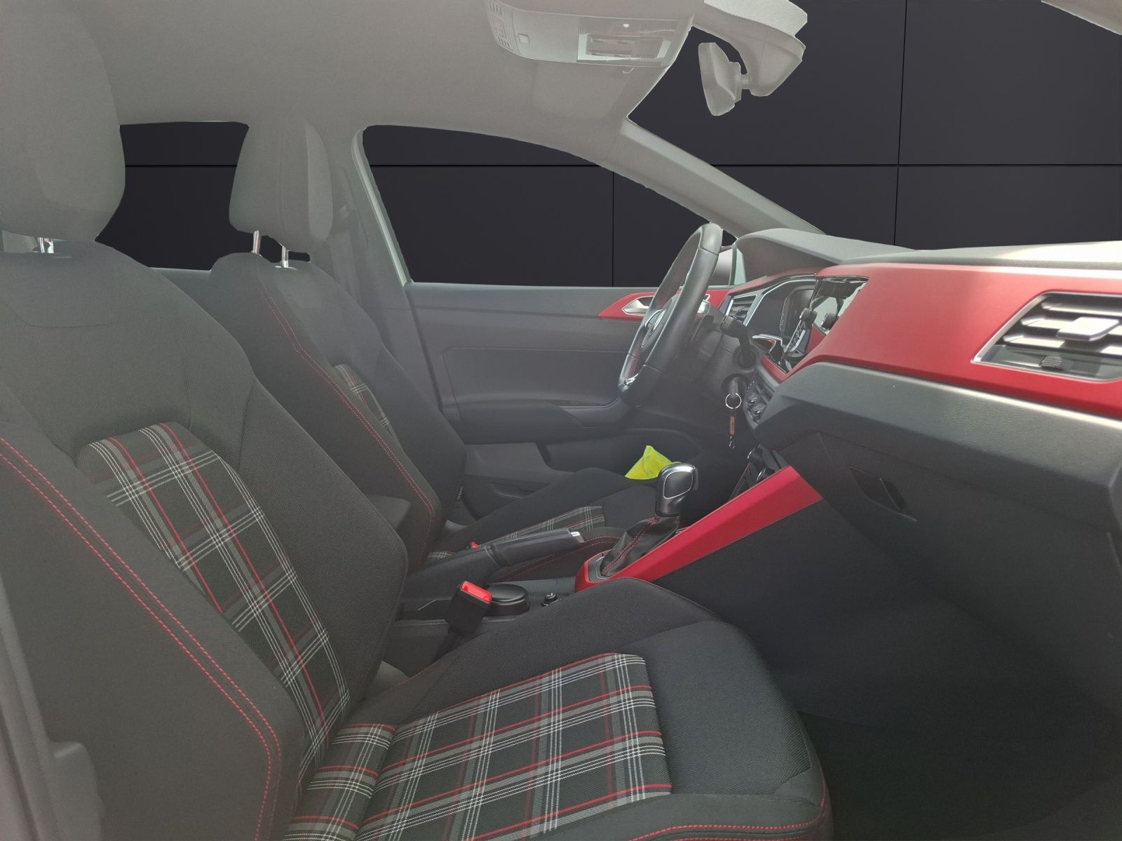 Fahrzeugabbildung Volkswagen Polo GTI DSG LED Navi AID ACC PDC SH