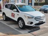Ford Kuga 1.5 TDCI 120 CV S&S 2WD Titanium Navi, - Ford Kuga mit Diesel-Antrieb: Kombi, Automatik