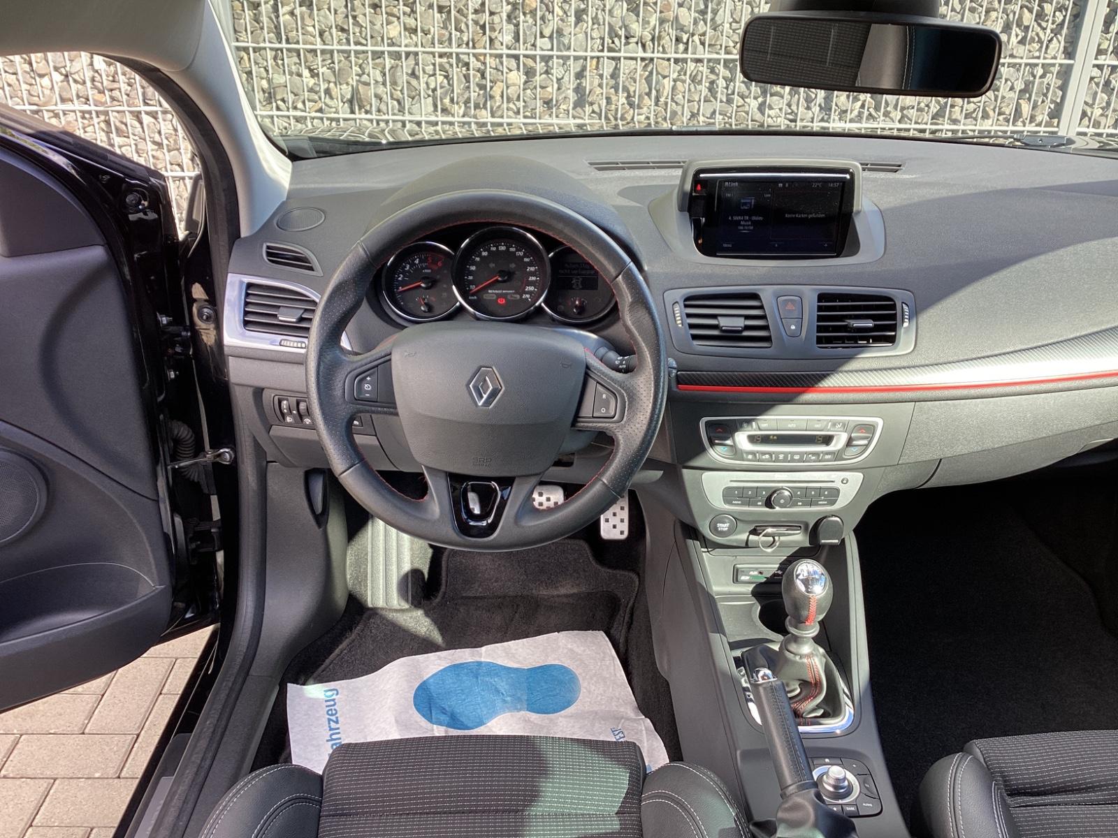 Renault Megane III Coupe GT Line 1,5 dCi 110 FAP