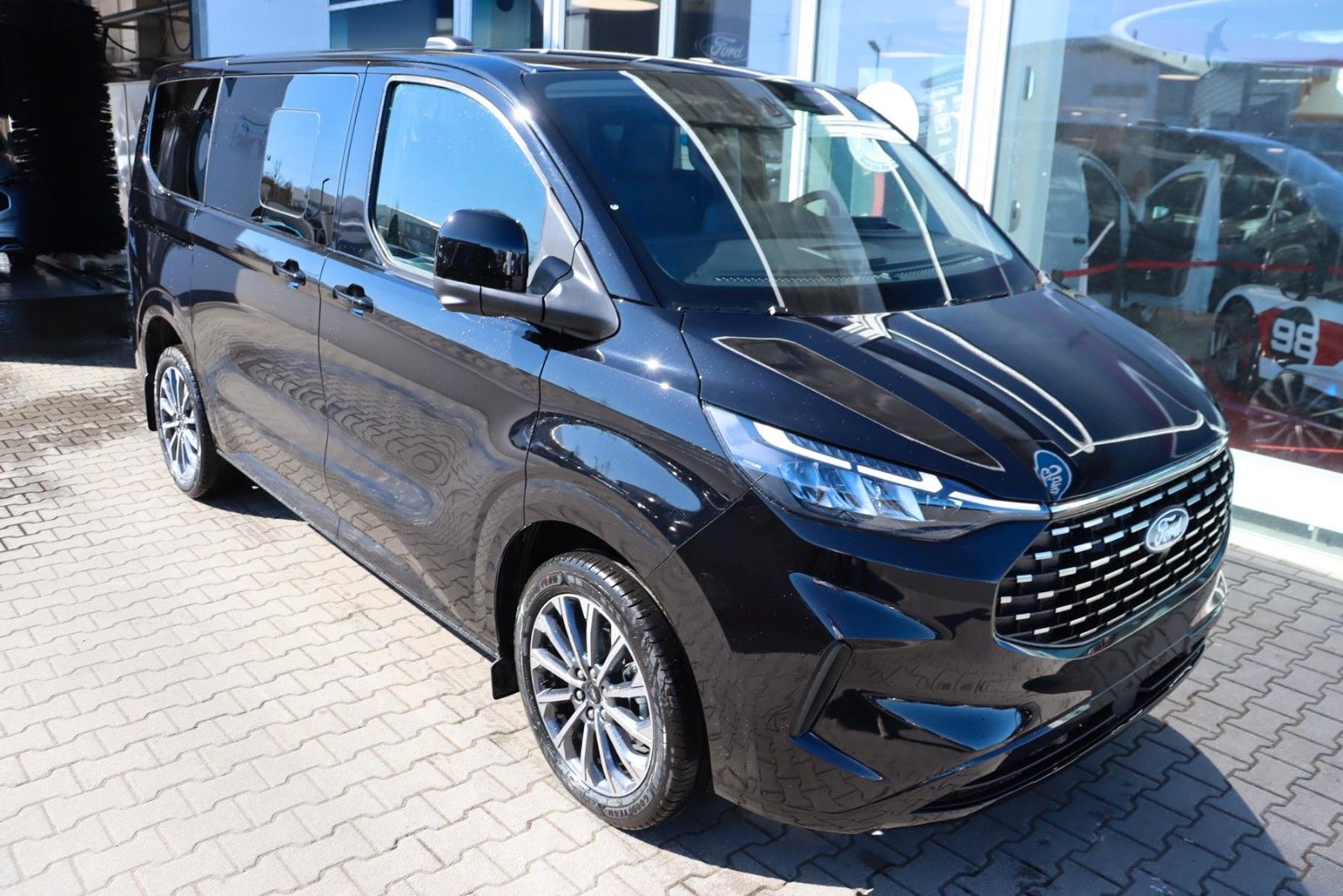 Ford Tourneo Custom Titanium X 2.0 EcoBl 320 L1 AHK