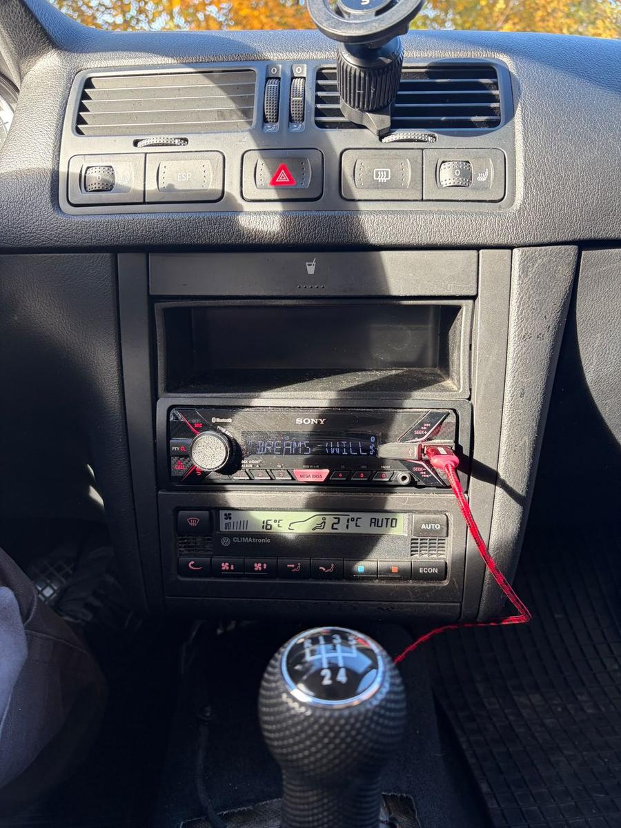 Volkswagen Golf 2005 — photo 10