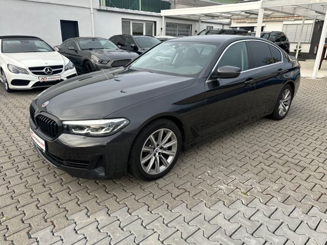 BMW 520 d Lim*VOLL-LEDER*R-CAM*NAVI*LED*AMBIENTE*