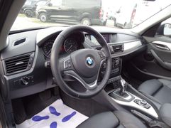 Fahrzeugabbildung BMW X1 X1 xDrive20d Aut. Sport Line AHK PANO LEDER