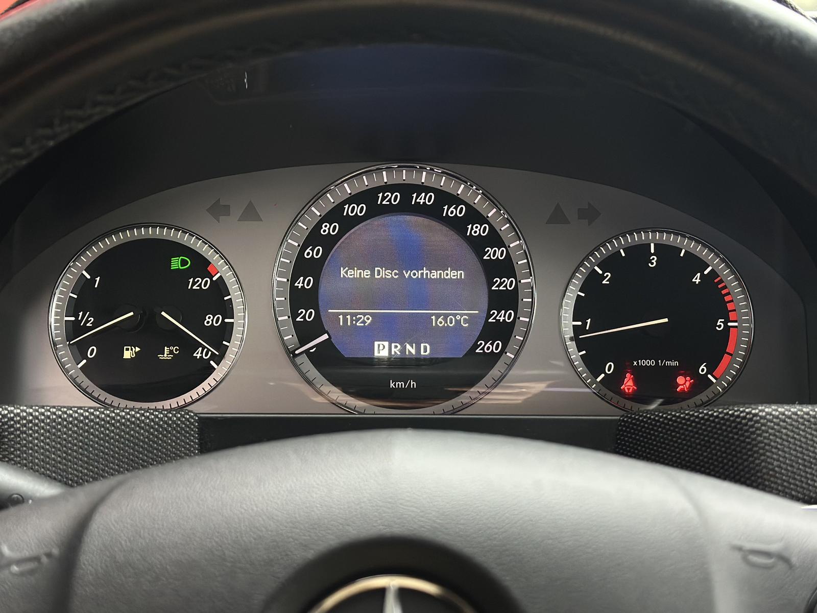 Mercedes-Benz GLK220 2009 — photo 13