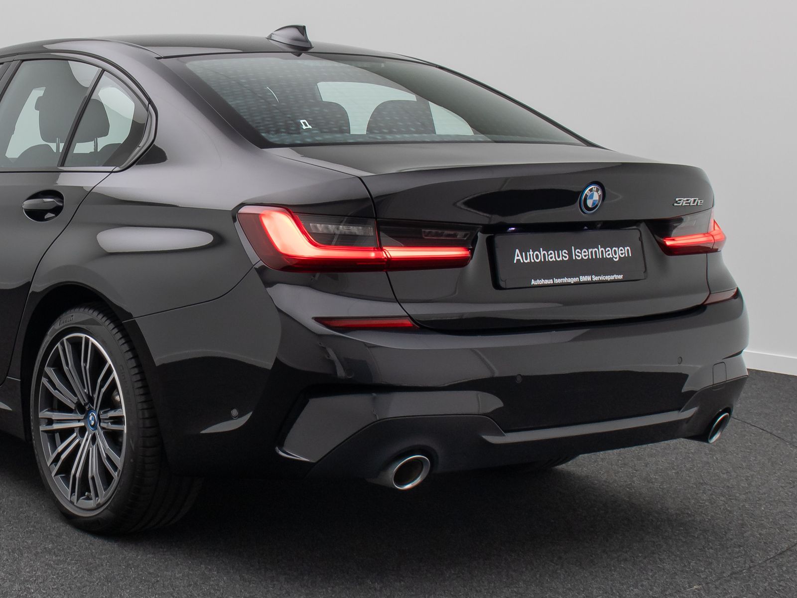 Fahrzeugabbildung BMW 320e M Sport Kamera DAB Alarm Parkassistenzsyst