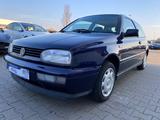 Volkswagen Golf AvenueIII|AUTOMATIK|el.FH|Schiebedach|KLIMA - gebrauchte VW Golf aus dem Jahr 1995