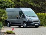 Peugeot Boxer Kasten Hochraum 435 L2H2 Premium Elektromo