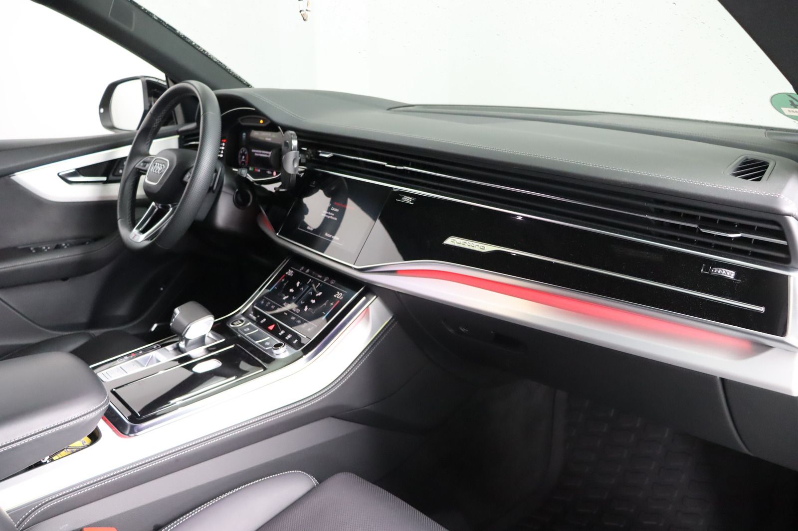 Fahrzeugabbildung Audi Q8 50 TDI quattro S-line HUD * Matrix * Massage