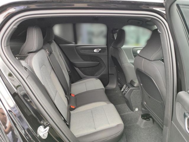 VOLVO XC 40 (Bild 20 von Array)