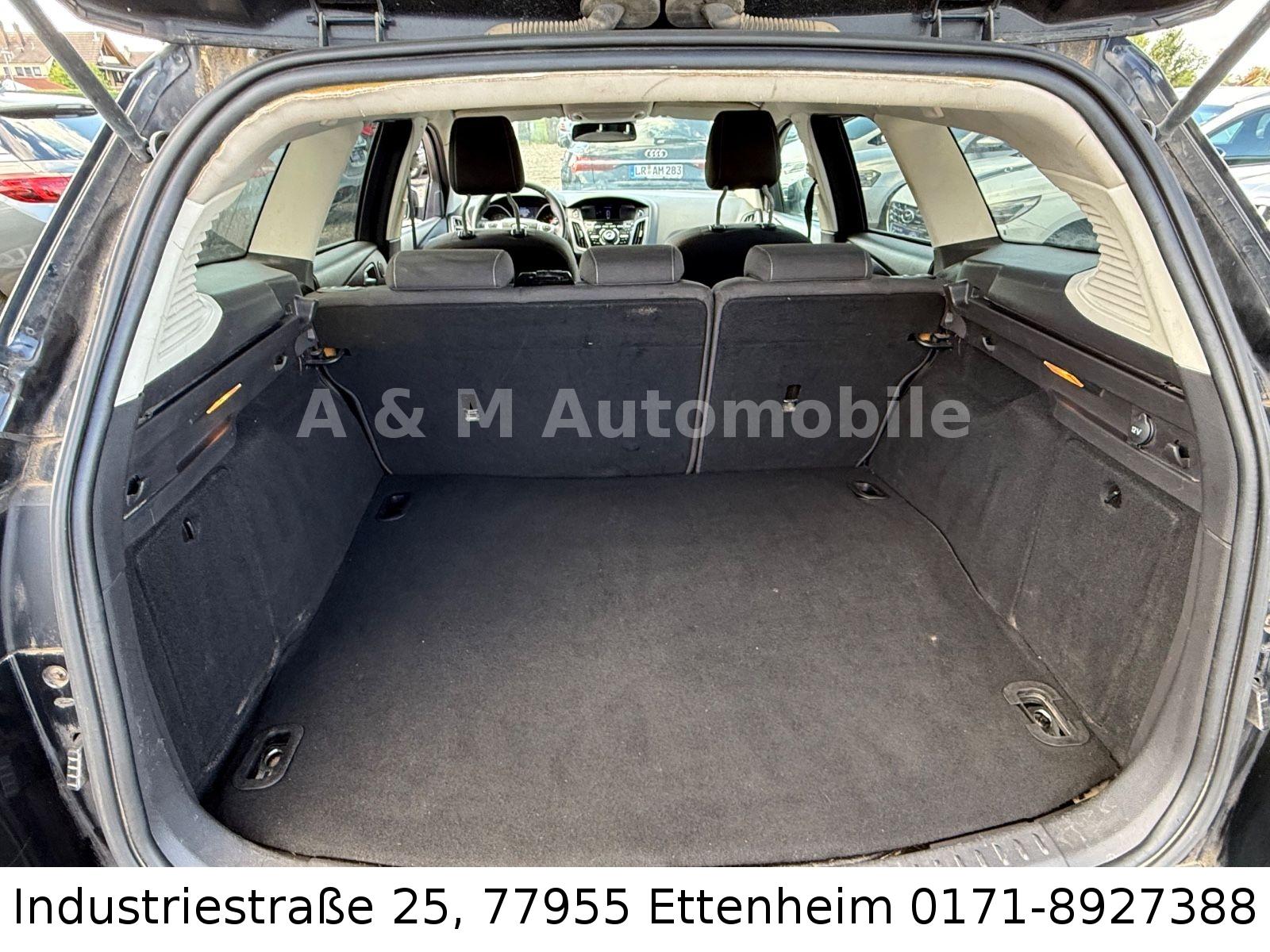 Ford Focus 2012 — photo 13