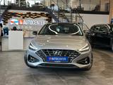Hyundai i30 Edition 30+ *LED*Klima*Kamera*Navi*Panorama* - Hyundai i30 mit Diesel-Antrieb: Limousine, Automatik