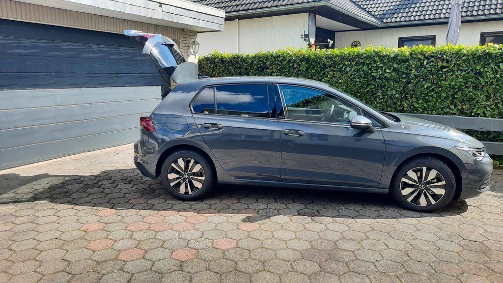 Image of Volkswagen Golf