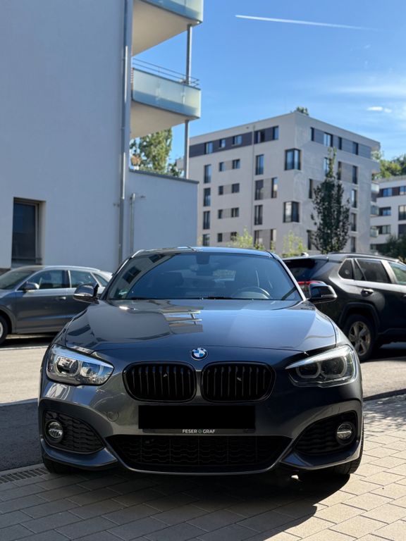 Image of BMW 120