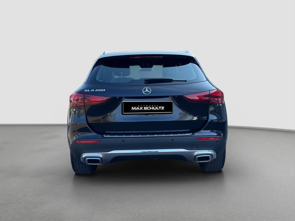 Fahrzeugabbildung Mercedes-Benz GLA 200 AHZV*LED*KAMERA*DAB*EDW*THERMOTRONIC*
