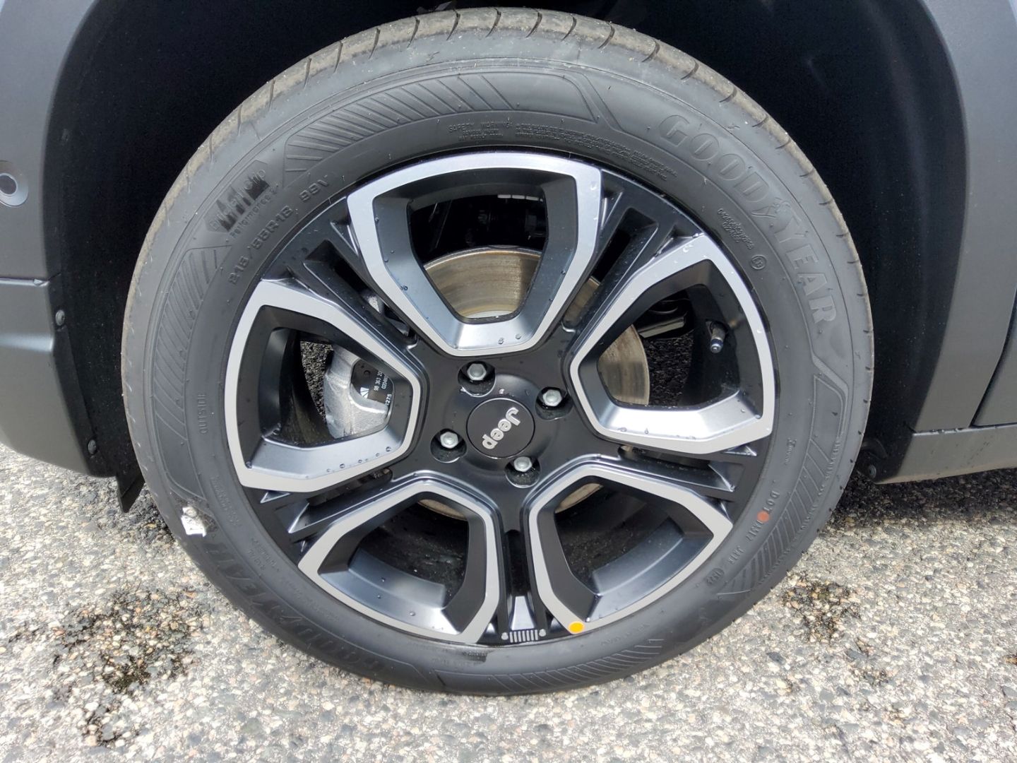 Fahrzeugabbildung Jeep Avenger Summit Sonderlack SHZ, 360°Sensoren, Key