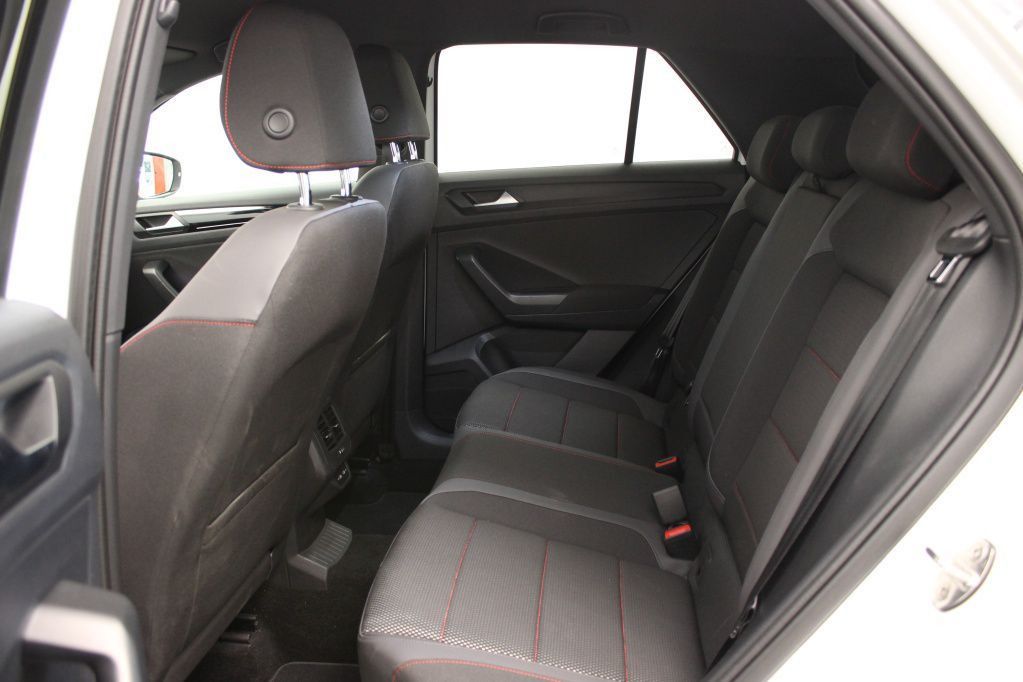 Volkswagen T-Roc Sport 1.5 TSI AHK*Tempo*Nav*PDC*RFK*Klima