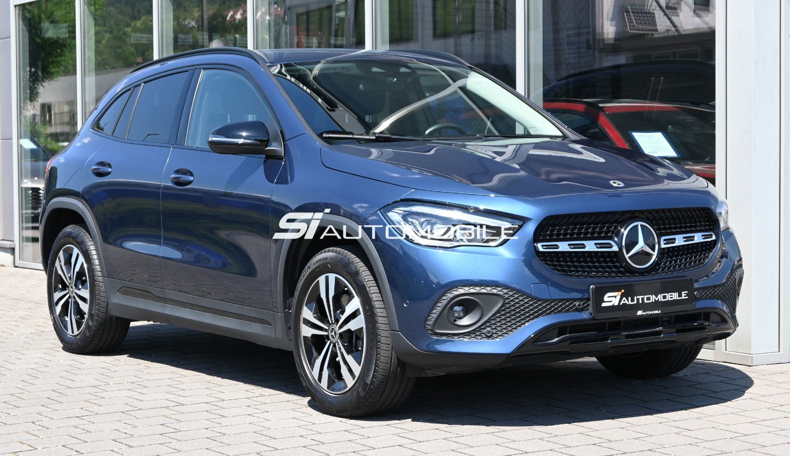 Fahrzeugabbildung Mercedes-Benz GLA 200 d Aut.  Progressive °Night-Paket°AHK°