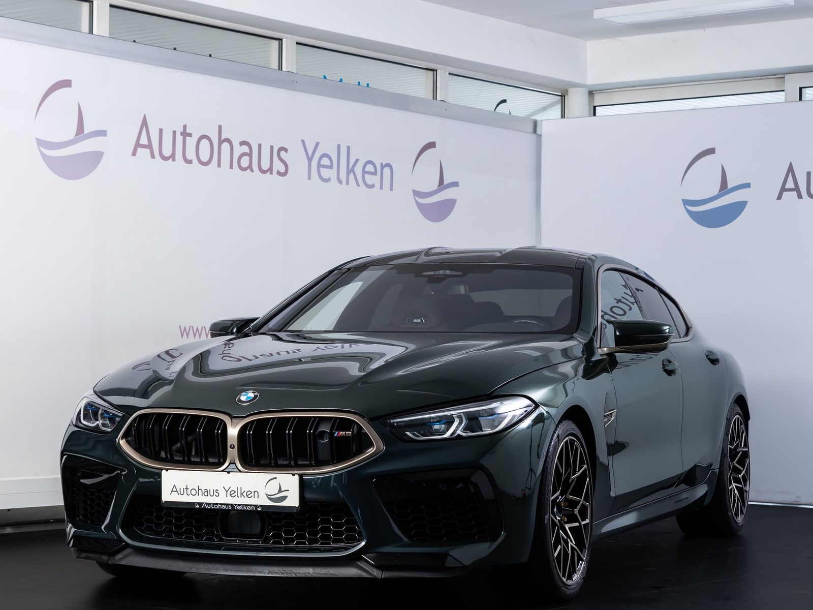 BMW M8 Competition *CARBON*KERAMIK*NIGHT*B&amp;W*LASER