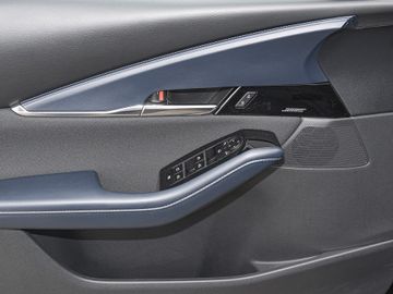 Mazda CX-30 Selection inkl. AHK, Design-Activs.-Paket