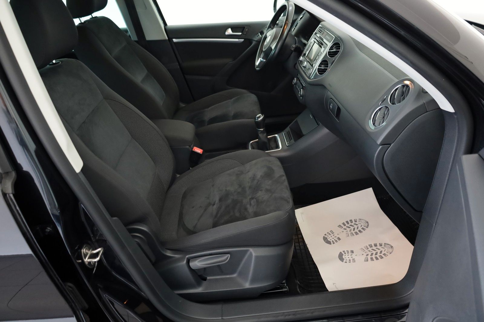 Fahrzeugabbildung Volkswagen Tiguan Track&Style 4M Alcantara,Navi,SH,PDC,AHK
