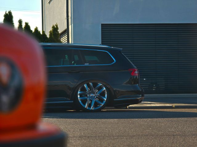 VW Passat Variant 2.0 TDI SCR 176kW DSG 4MOT Hi...