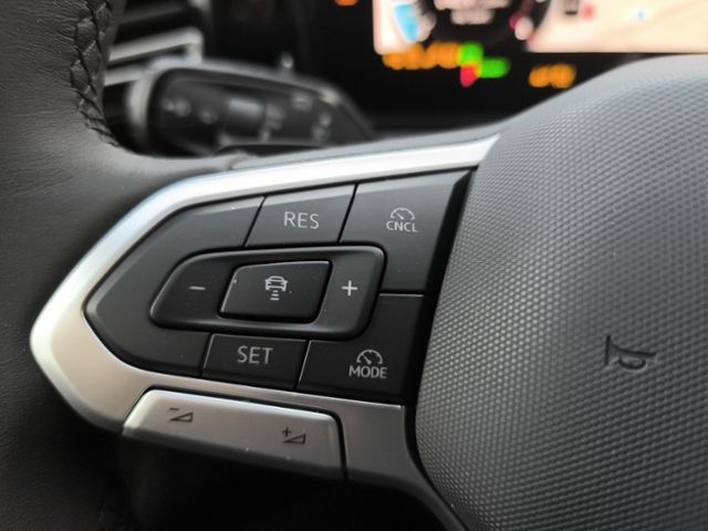 Fahrzeugabbildung Volkswagen Tiguan Elegance 1.5 eTSI OPF 110 kW (150 PS) 7-G