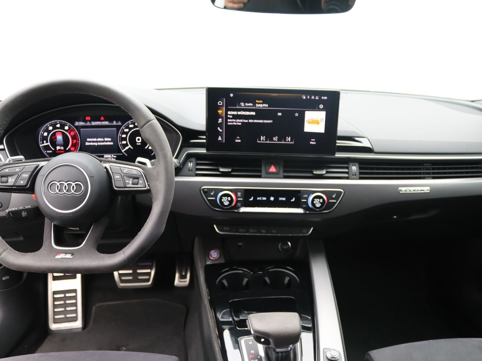 Audi RS4 - Bild 16