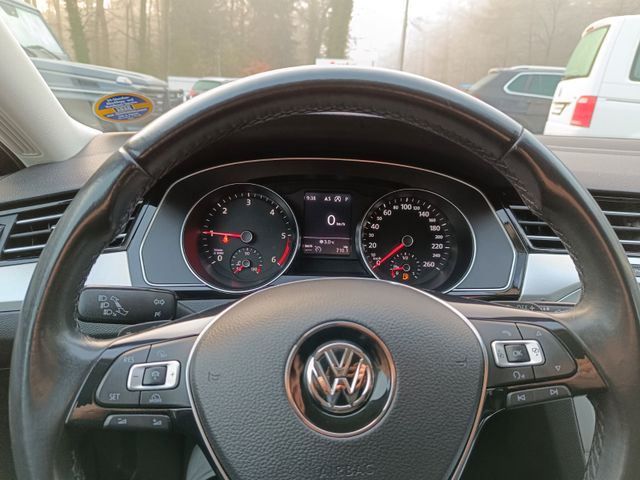 Passat Variant 2.0 TDI*LED*ACC*Navi*Ergo*3-Zonen