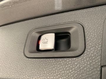 Mercedes E 220 - 5