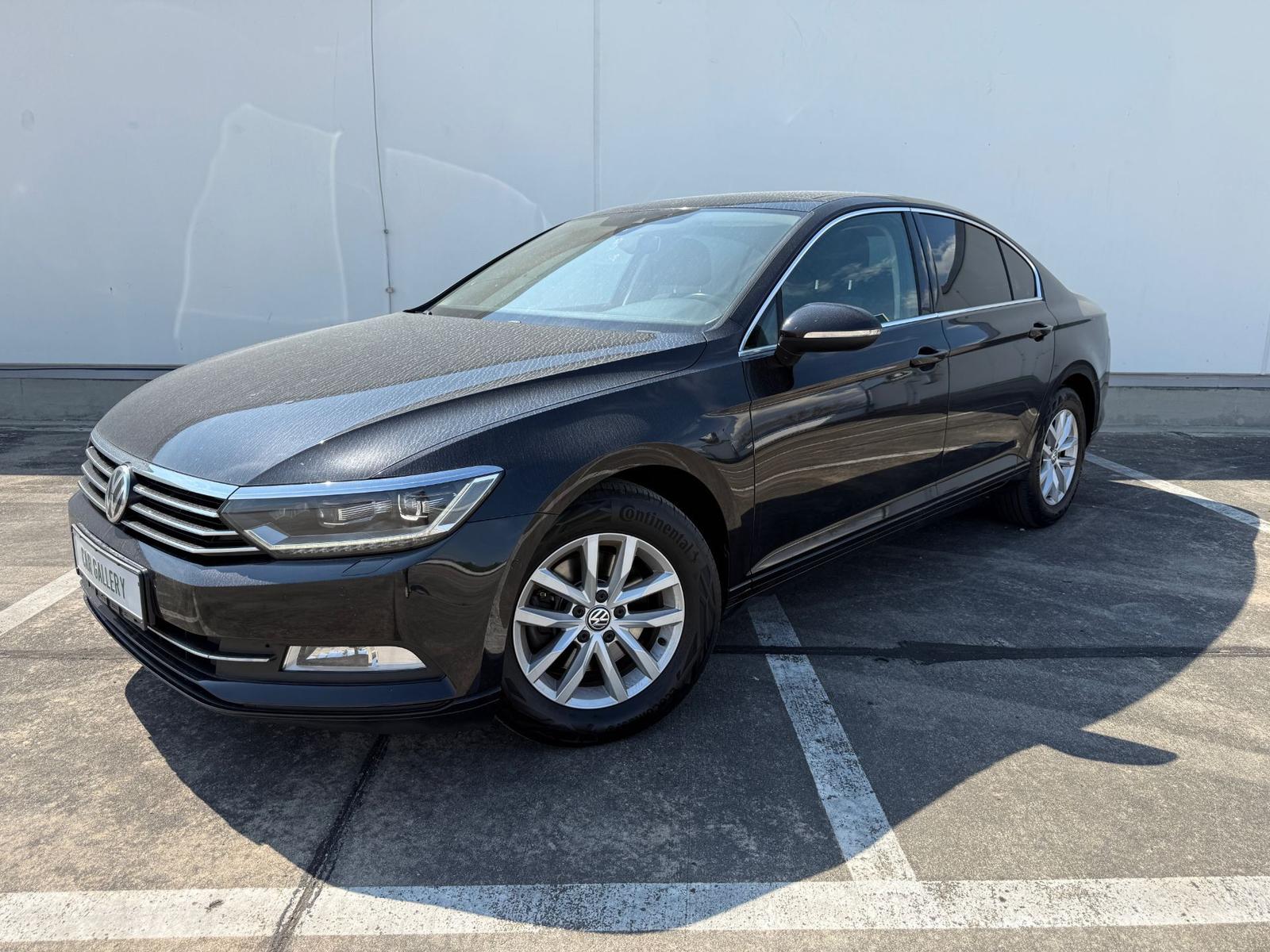 Volkswagen Passat 2.0TDI lim.*Standhz*ACC*PANO*RFK*Parkass*