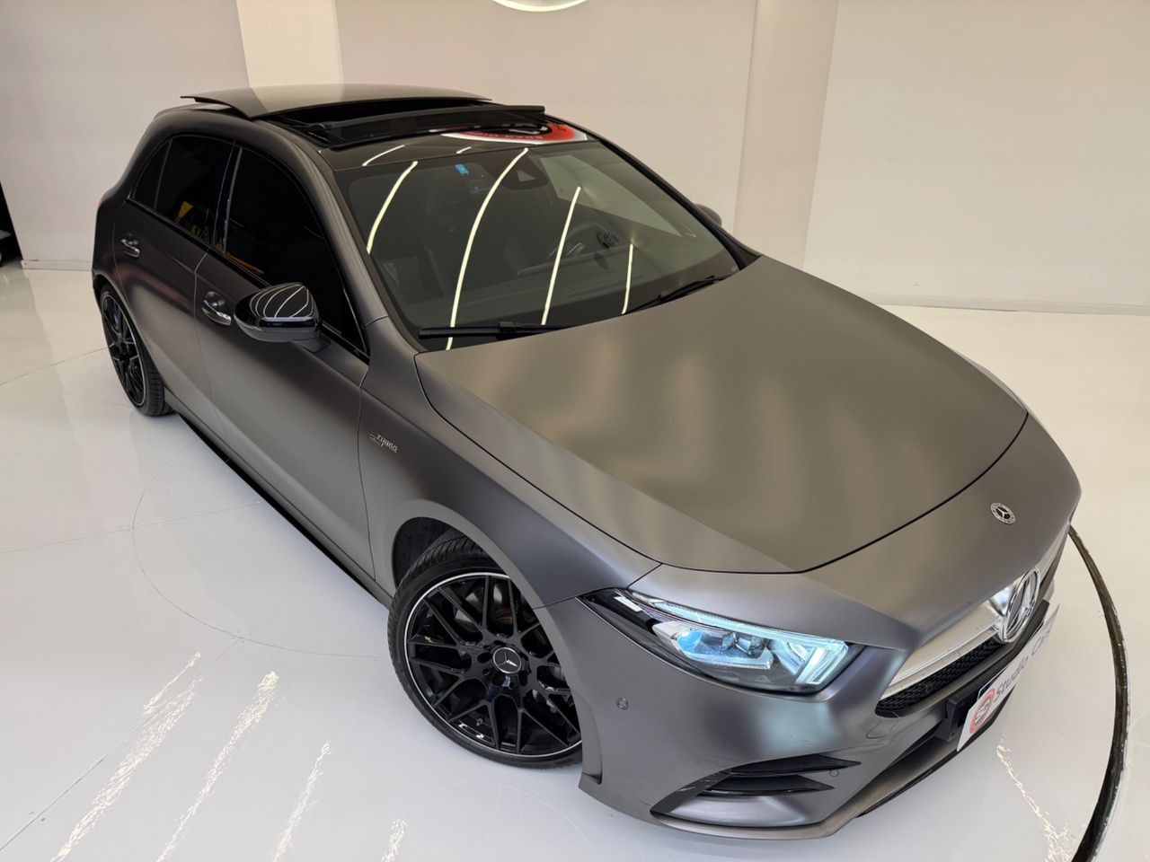 Mercedes-Benz Mercedes-benz A 35 AMG 4Matic*TETTO*LUCI imagem 3