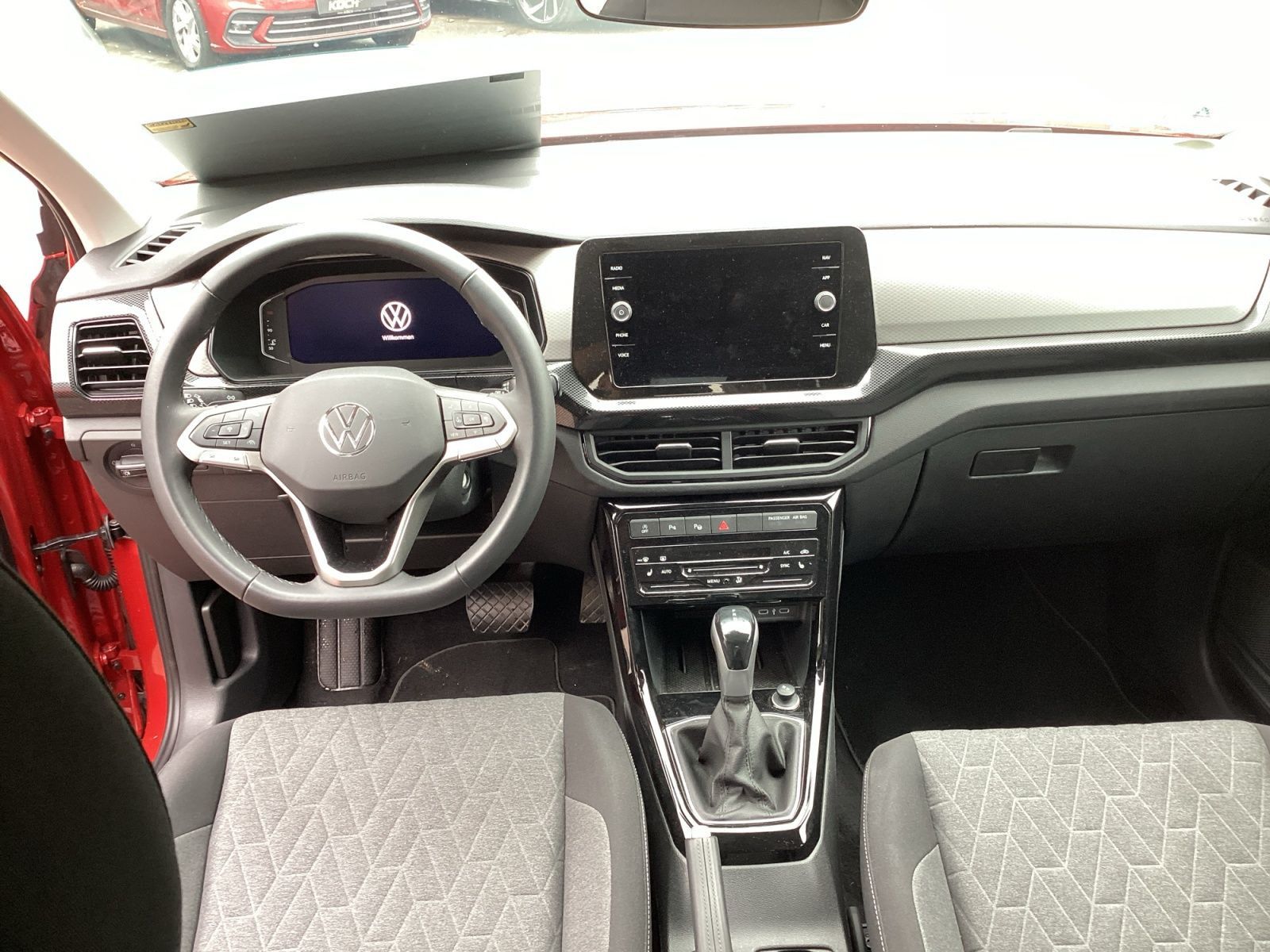 Volkswagen T-Cross - Bild 11