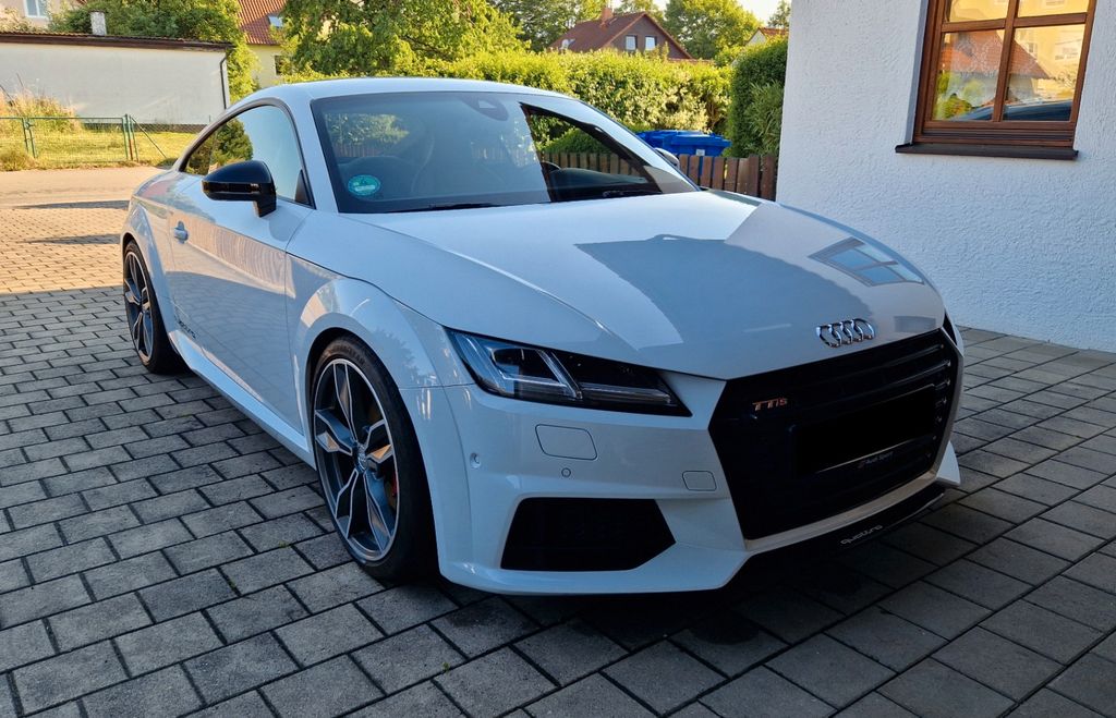 Audi TTS