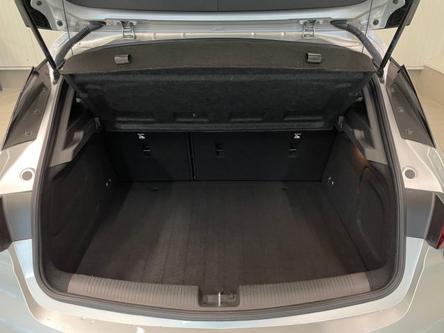 Astra K Dynamic 1.0 Turbo NAVI TEMPOMAT