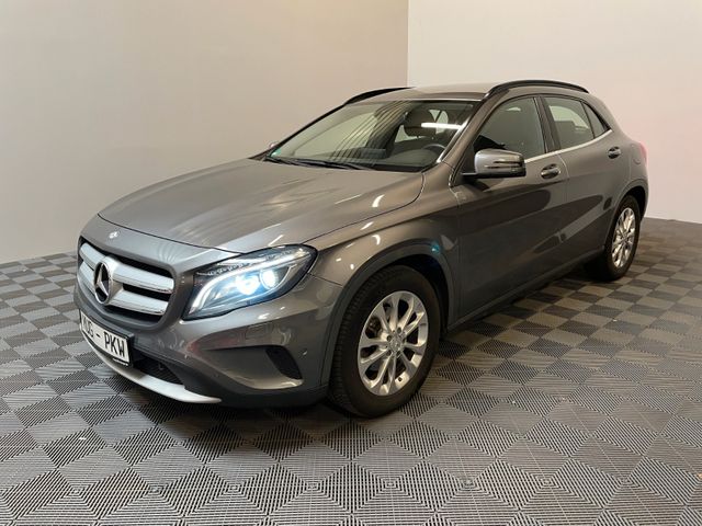 Mercedes-Benz GLA 200d Style *Leder-StandHz-Navi-Xenon*